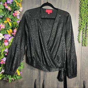 .:🌼3/$30🌼NWOT Jennifer Lopez Leopard Printed Silky Wrap Blouse Size Small